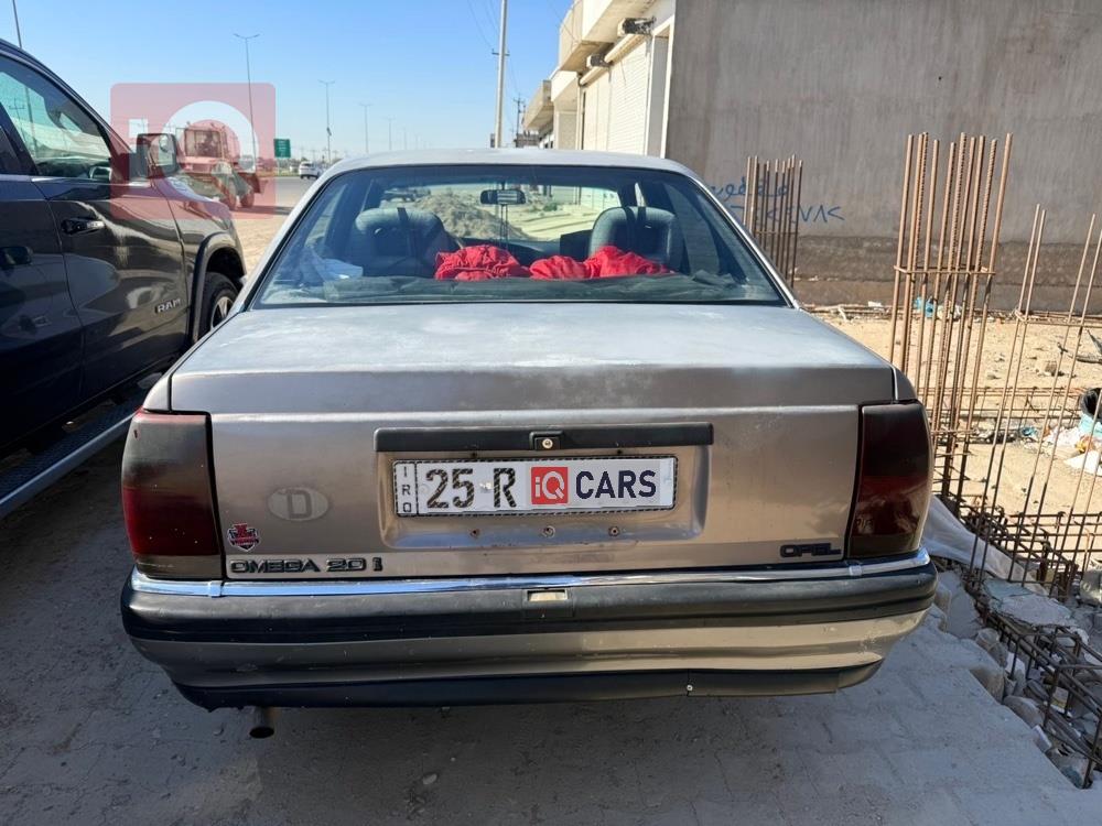 اوبل أوميغا